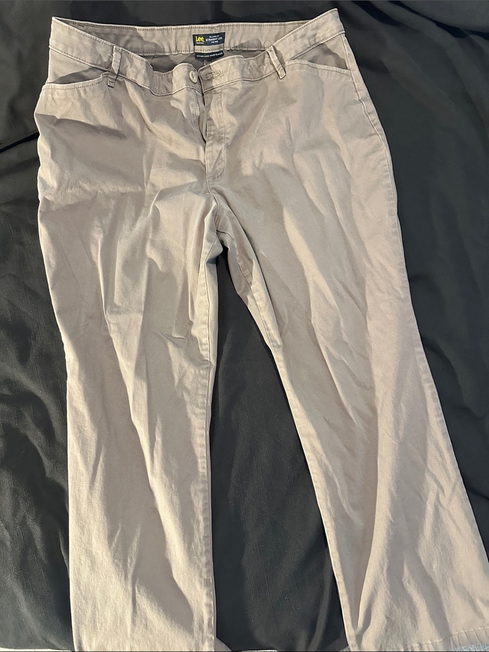 Lee Women’s Straight Chinos in Light Taupe